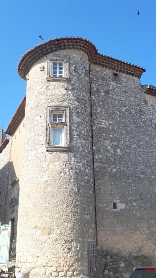 La Garde Adhemar, L'Escalier Medieval ภายนอก รูปภาพ