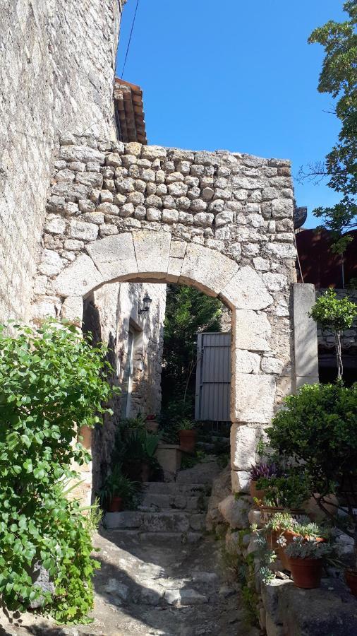 La Garde Adhemar, L'Escalier Medieval ภายนอก รูปภาพ