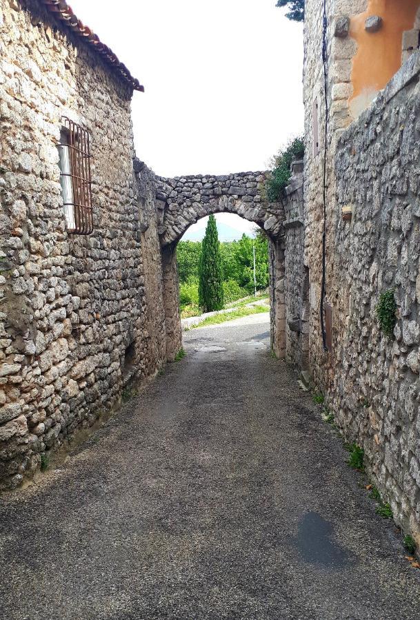 La Garde Adhemar, L'Escalier Medieval ภายนอก รูปภาพ