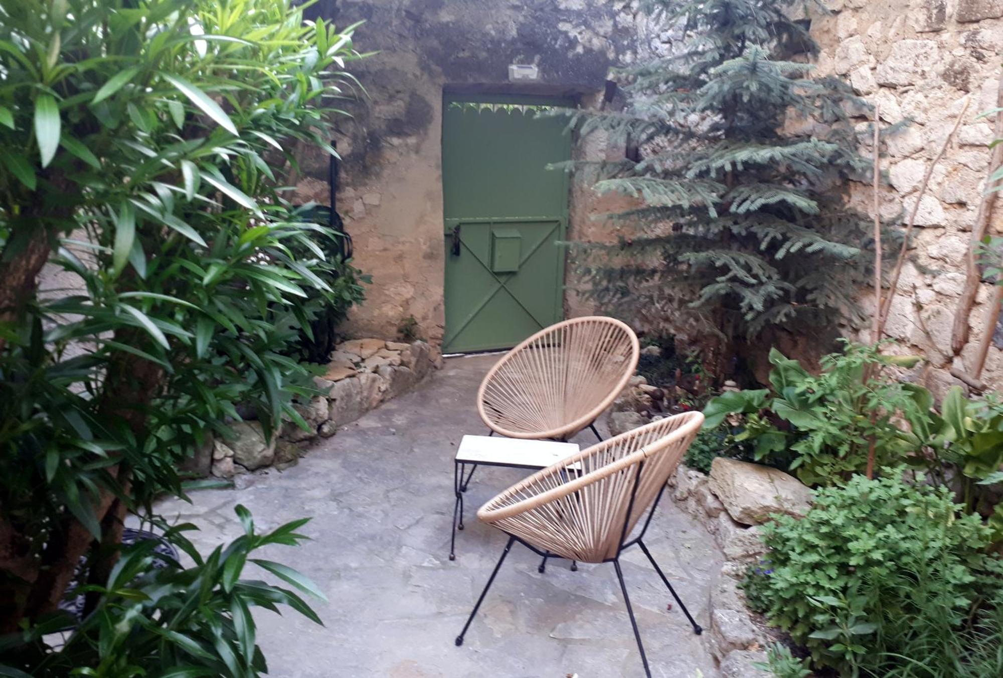 La Garde Adhemar, L'Escalier Medieval ภายนอก รูปภาพ