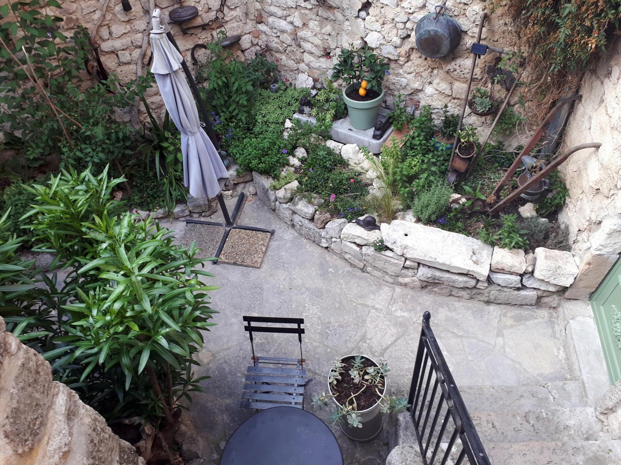 La Garde Adhemar, L'Escalier Medieval ภายนอก รูปภาพ